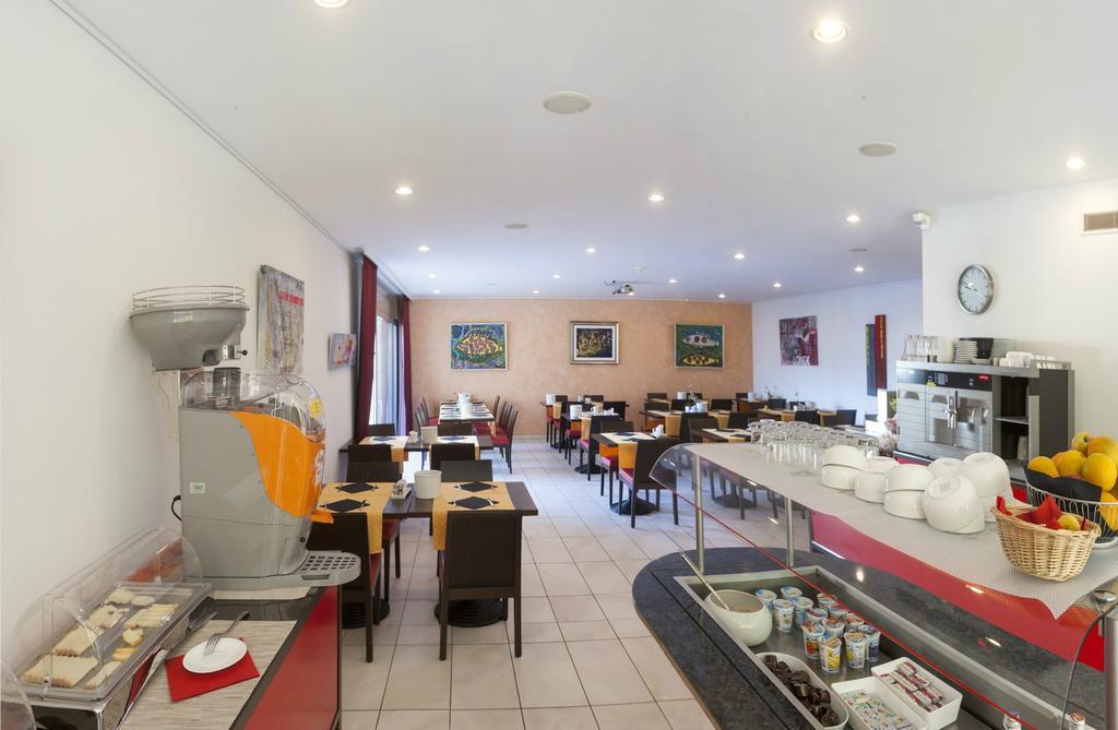 La Meridiana, &